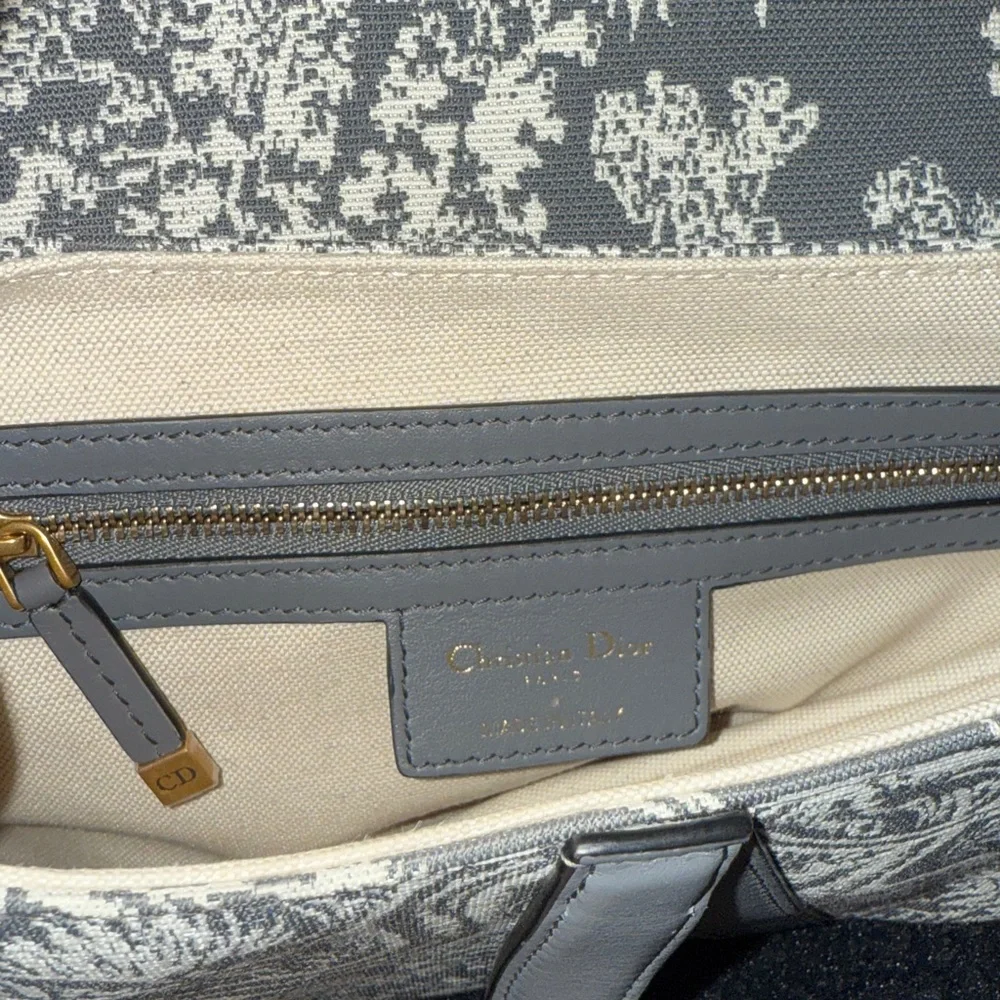 Dior Saddle Bag - Picture 6 of 15